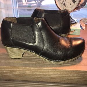 Dansko ankle bootie
